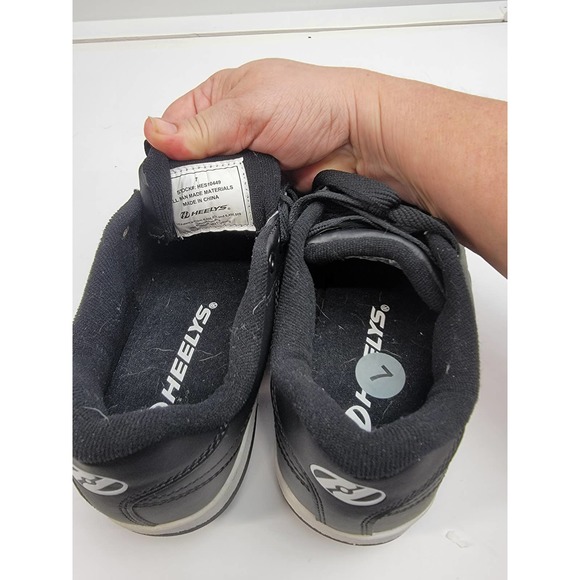 Heelys black and white size 7 youth - Picture 6 of 7